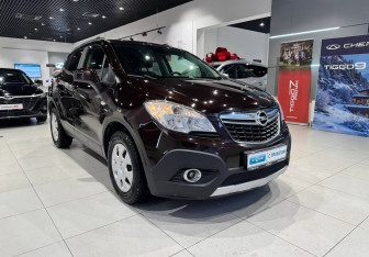 Подержанный автомобиль Opel Mokka 2014 года (3 фото)