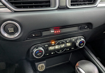 Подержанный автомобиль Mazda CX-5 2024 года (15 фото)