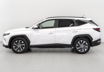 Подержанный автомобиль Hyundai Tucson 2021 года (9 фото)