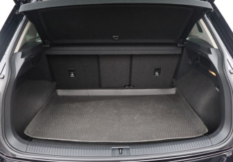 Подержанный автомобиль Volkswagen Tiguan 2019 года (22 фото)