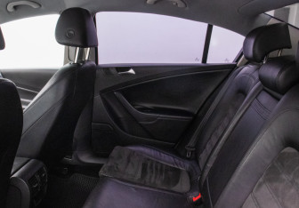 Подержанный автомобиль Volkswagen Passat Sedan 2008 года (11 фото)