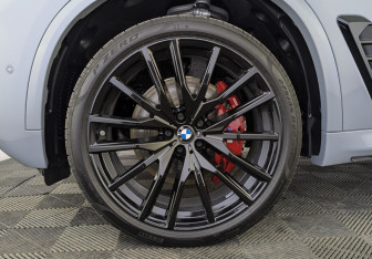 Новый BMW X5 2026 (7 фото)