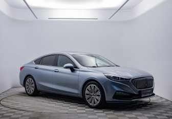 Подержанный автомобиль Hongqi H5 2022 года (3 фото)