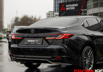 Подержанный автомобиль Toyota Camry Sedan 2024 года (21 фото)