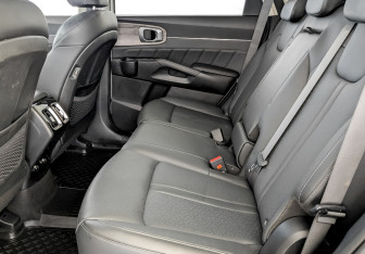 Подержанный автомобиль Kia Sorento 2021 года (12 фото)