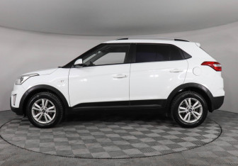 Подержанный автомобиль Hyundai Creta 2016 года (8 фото)