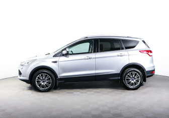 Подержанный автомобиль Ford Kuga 2013 года (3 фото)