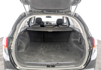 Подержанный автомобиль Kia Ceed Wagon 2014 года (10 фото)