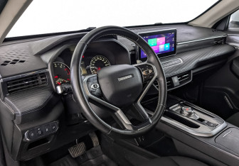 Подержанный автомобиль Haval Jolion 2022 года (15 фото)