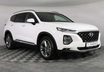 Подержанный автомобиль Hyundai Santa Fe 2019 года (3 фото)