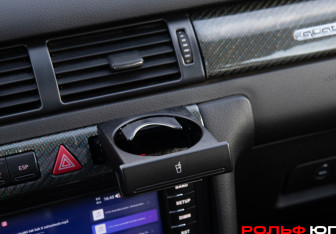 Подержанный автомобиль Audi A6 allroad 2000 года (20 фото)