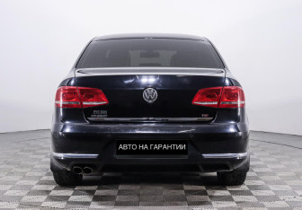 Подержанный автомобиль Volkswagen Passat Sedan 2011 года (6 фото)