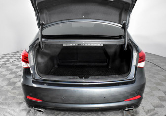 Подержанный автомобиль Hyundai i40 Sedan 2015 года (17 фото)