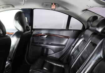 Подержанный автомобиль Volvo S80 2008 года (12 фото)