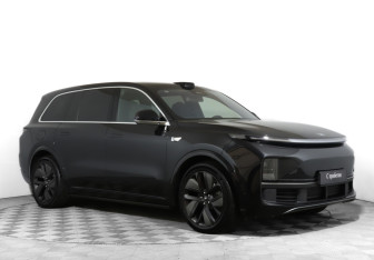 Подержанный автомобиль LiXiang L9 2024 года (3 фото)