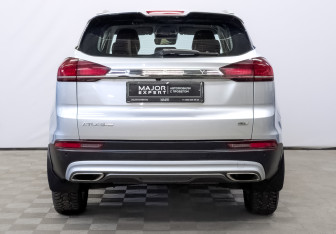 Подержанный автомобиль Geely Atlas Pro 2023 года (6 фото)