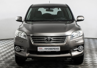 Подержанный автомобиль Toyota RAV4 2011 года (2 фото)