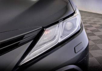 Подержанный автомобиль Toyota Camry Sedan 2021 года (17 фото)