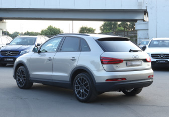 Подержанный автомобиль Audi Q3 2012 года (7 фото)