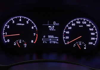 Подержанный автомобиль Hyundai Solaris Sedan 2017 года (12 фото)