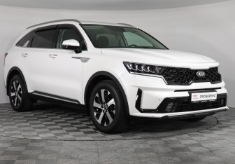 Подержанный автомобиль Kia Sorento 2020 года (3 фото)