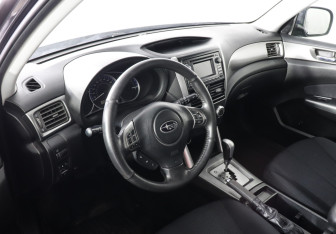 Подержанный автомобиль Subaru Forester Suv 2012 года (5 фото)