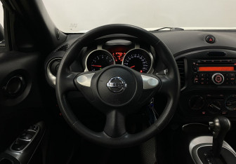 Подержанный автомобиль Nissan Juke 2014 года (14 фото)
