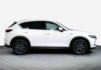 Подержанный автомобиль Mazda CX-5 2018 года (4 фото)