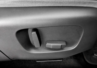 Подержанный автомобиль Land Rover Range Rover Evoque 2019 года (25 фото)