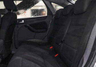 Подержанный автомобиль Ford Focus Hatchback 2008 года (8 фото)