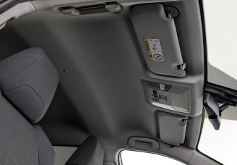 Подержанный автомобиль Toyota RAV4 2021 года (23 фото)