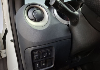 Подержанный автомобиль Nissan Juke 2014 года (18 фото)