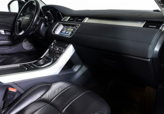 Подержанный автомобиль Land Rover Range Rover Evoque 2018 года (10 фото)