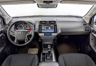 Подержанный автомобиль Toyota Land Cruiser Prado 2021 года (14 фото)