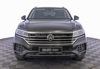 Подержанный автомобиль Volkswagen Touareg 2019 года (2 фото)