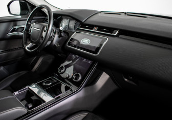 Подержанный автомобиль Land Rover Range Rover Velar 2018 года (10 фото)