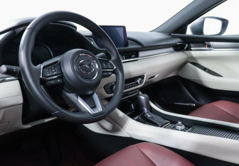 Подержанный автомобиль Mazda 6 Sedan 2021 года (12 фото)