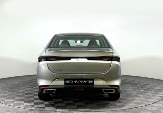 Подержанный автомобиль Kaiyi E5 2023 года (4 фото)