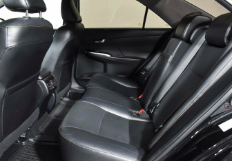 Подержанный автомобиль Toyota Camry Sedan 2016 года (17 фото)