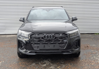 Новый Audi Q7 2025 (5 фото)