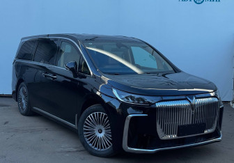 Подержанный автомобиль Voyah Dream 2025 года (3 фото)
