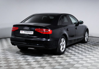 Подержанный автомобиль Audi A4 Sedan 2013 года (5 фото)