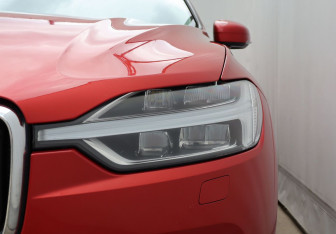 Подержанный автомобиль Volvo XC60 2020 года (25 фото)