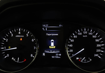 Подержанный автомобиль Nissan Qashqai 2021 года (11 фото)