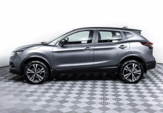 Подержанный автомобиль Nissan Qashqai 2022 года (3 фото)