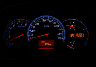 Подержанный автомобиль Nissan Teana 2010 года (15 фото)