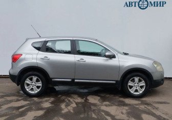 Подержанный автомобиль Nissan Qashqai 2007 года (4 фото)