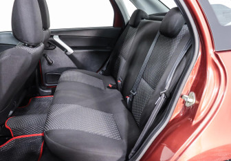 Подержанный автомобиль LADA (ВАЗ) Granta Sedan 2018 года (12 фото)