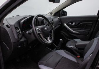 Подержанный автомобиль LADA (ВАЗ) XRAY 2019 года (9 фото)