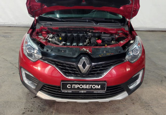 Подержанный автомобиль Renault Kaptur 2018 года (18 фото)